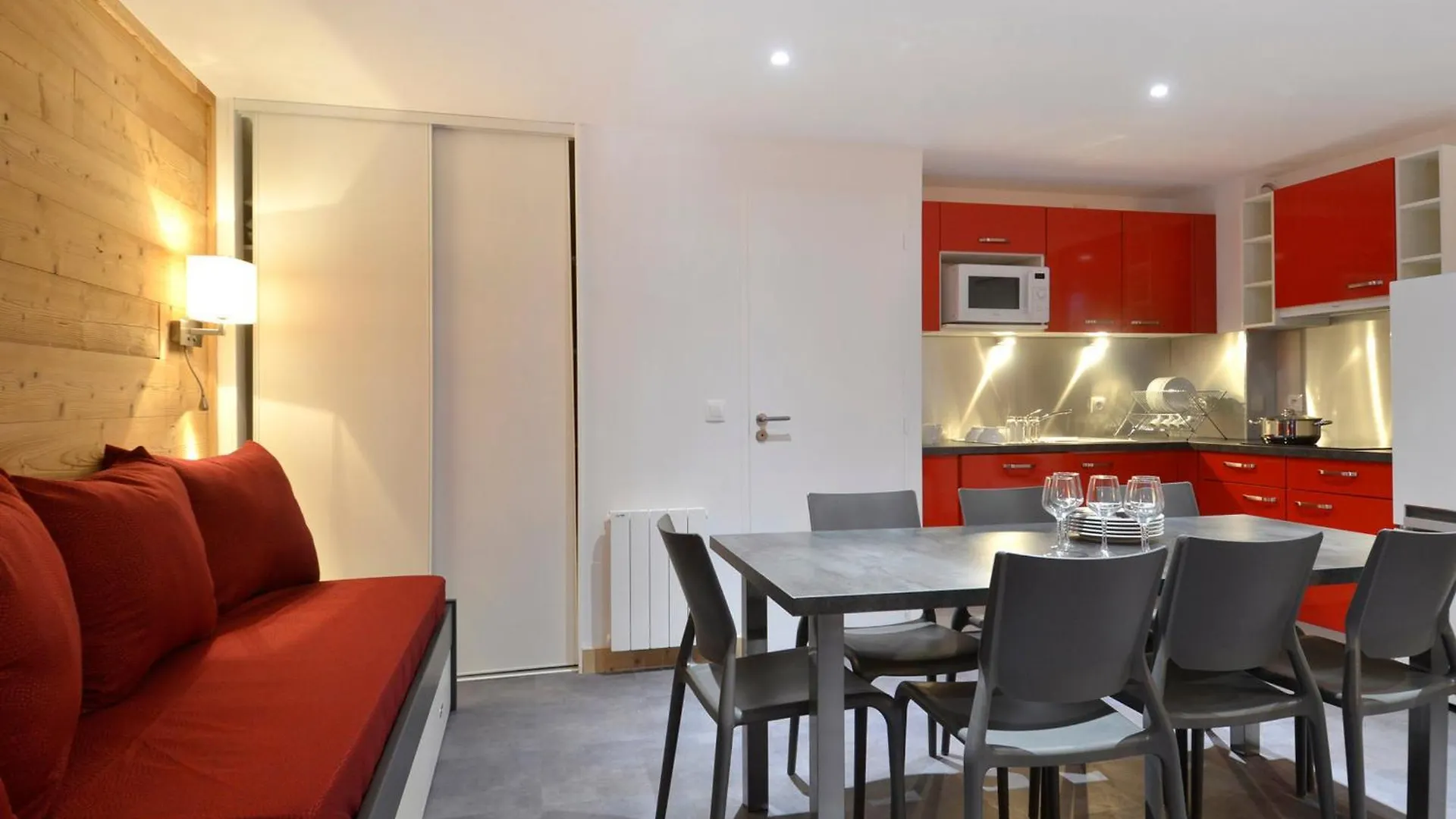 Appartement Renove | 7 Pers | Confort | 3 Pieces | Centre Station | Balcon - Fr-1-181-1937 La Plagne-Tarentaise 0*,  France