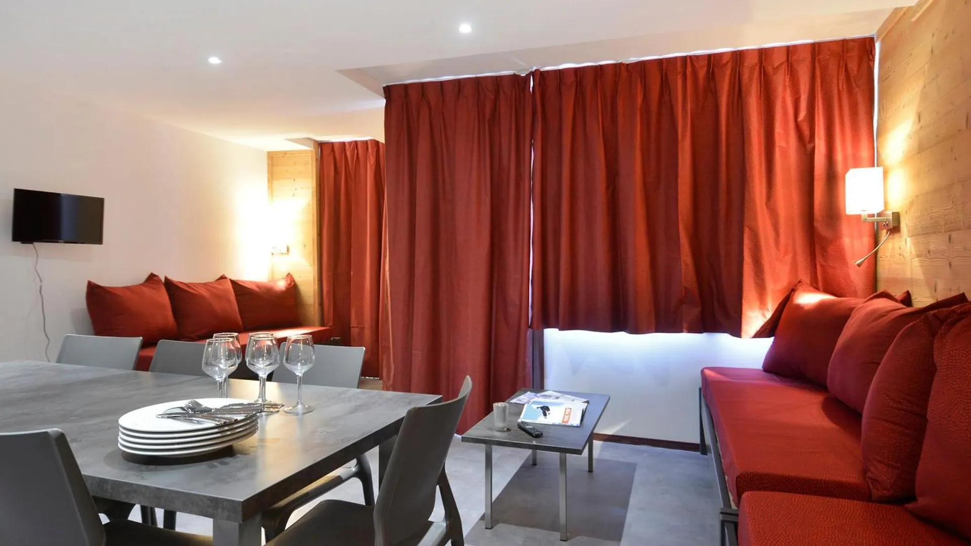 Appartement Renove | 7 Pers | Confort | 3 Pieces | Centre Station | Balcon - Fr-1-181-1937 La Plagne-Tarentaise Apartment